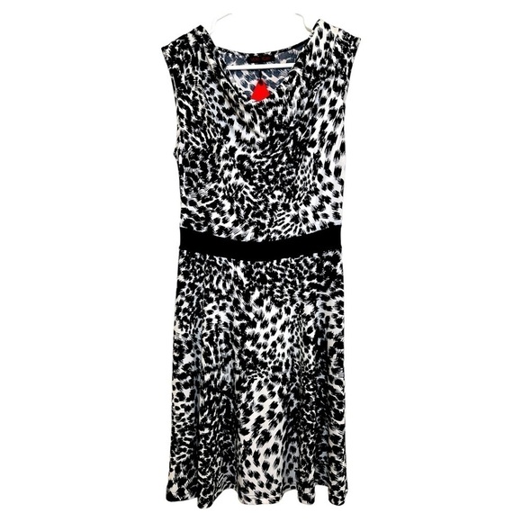 Vessos Cowl Neck Black White Animal Print Fit Flare Dress NWT Size M -Fits Small - Picture 5 of 12